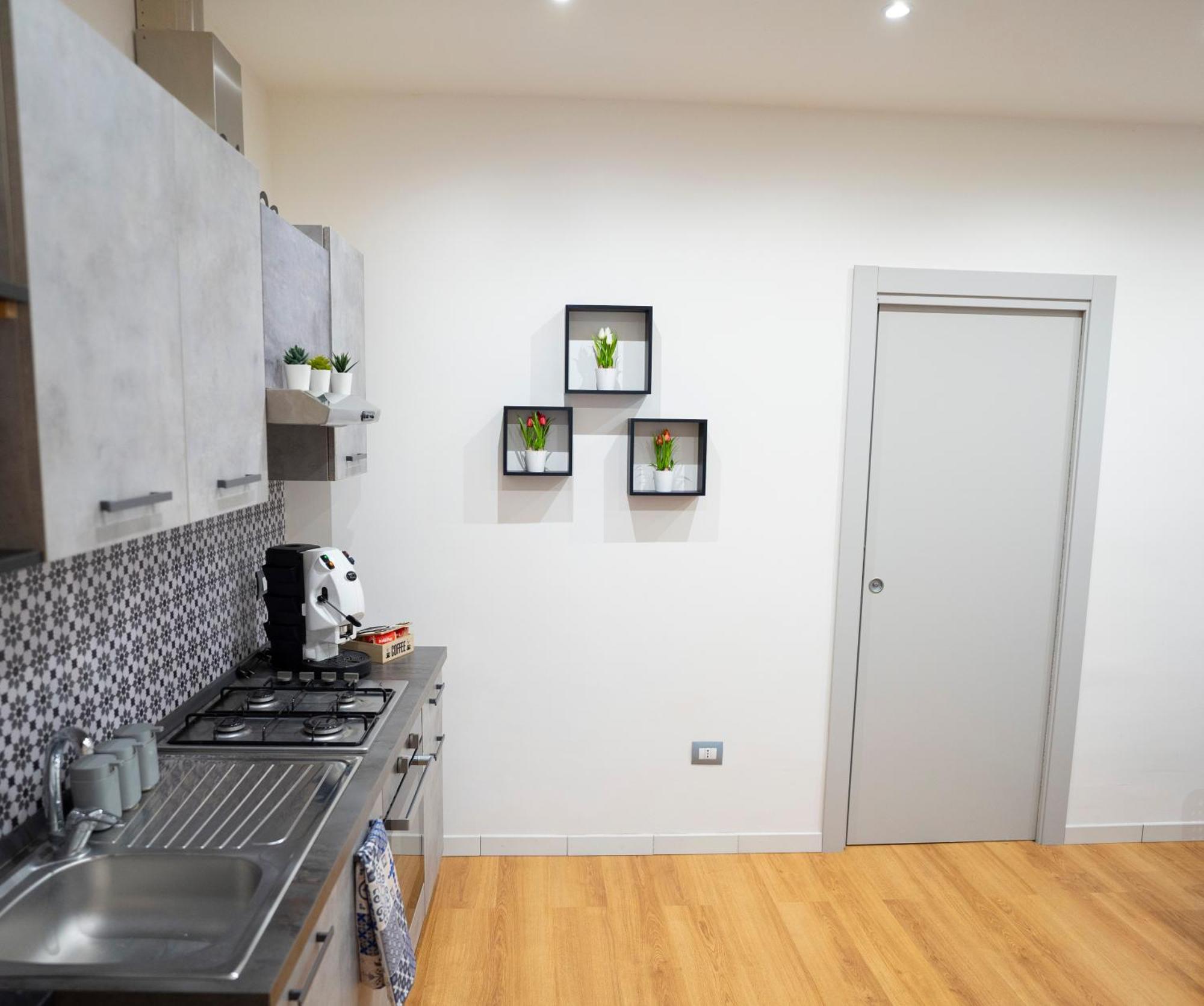 Emy's House Apartment *